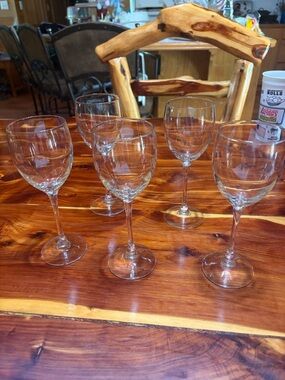 Clear Stemmed Wine Glasses - Set of 6